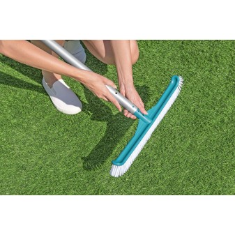 Kit d’entretien piscine avec aspirateur et épuisette AquaSurge Kit d’entretien piscine avec aspirateur et épuisette AquaSurge