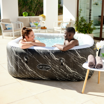 Spa gonflable carré Lay-Z-Spa Hawaii Smart Luxe AirJet 4-6 personnes WIFI Bestway