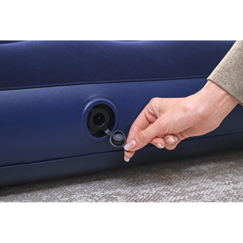 Matelas gonflable 2 places Queen 22 cm Bestway® confort optimal avec pompe incluse Matelas gonflable 2 places Queen 22 cm Bestway® confort optimal avec pompe incluse