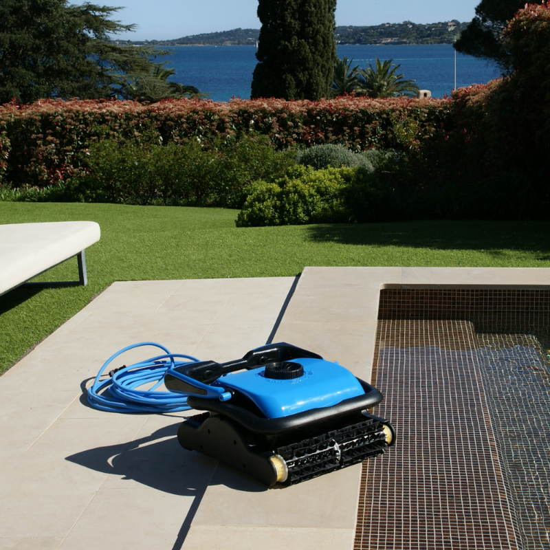 Robot piscine Saphyr - fond & parois - 6x12 m max