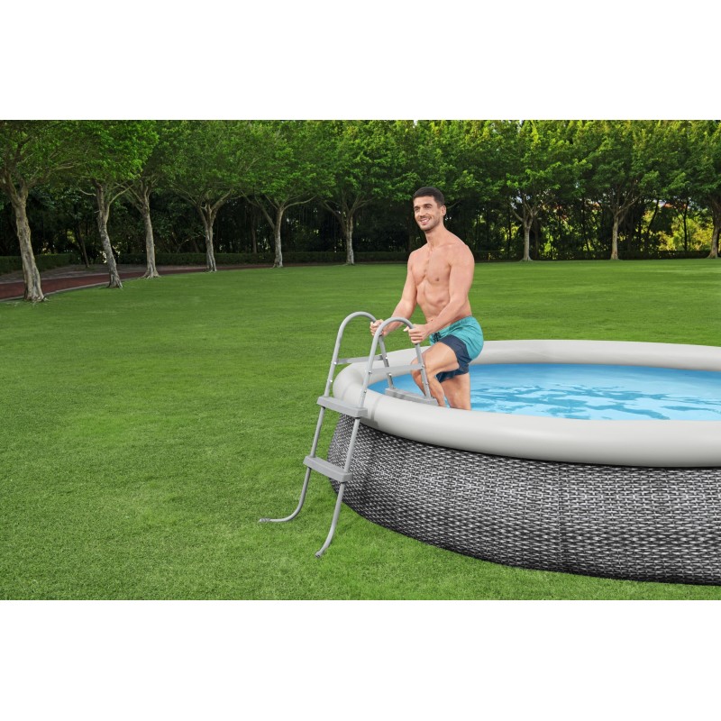 Echelle pour piscine hors sol jusqu'à hauteur 84 cm - 2x2 marches Echelle pour piscine hors sol jusqu'à hauteur 84 cm - 2x2 marches