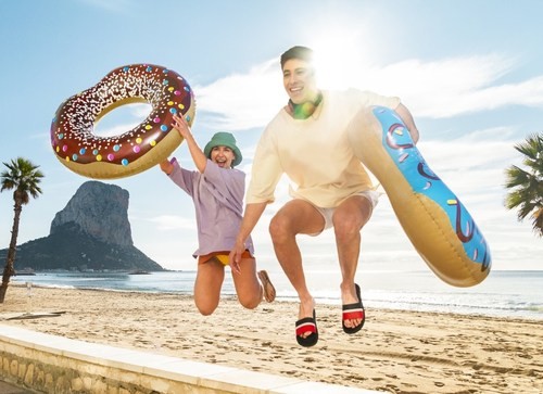 Bouées, matelas et jeux de piscine