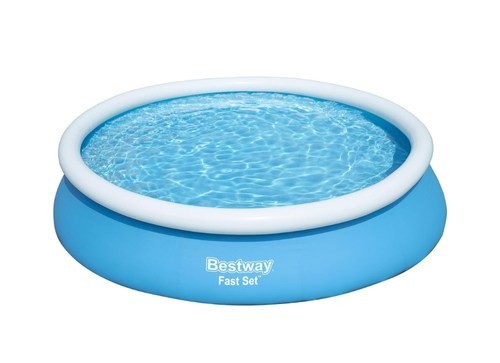 Piscine autoportante