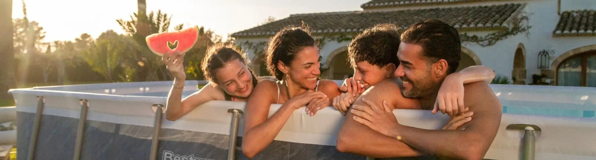 Quand mettre sa piscine hors-sol en hivernage ?