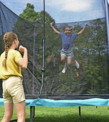 Jeux d’extérieur et trampolines Bestway : le guide