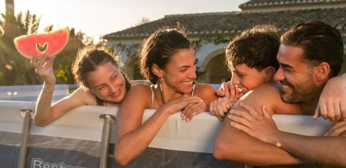 Quand mettre sa piscine hors-sol en hivernage ?