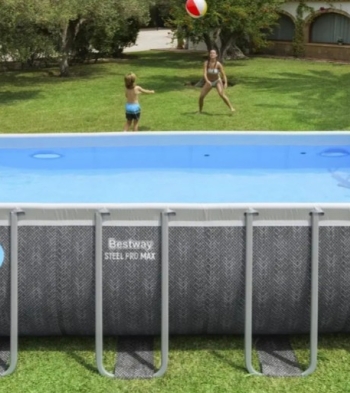 Astuces pour une mise en eau réussie de votre piscine hors-sol