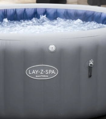 Nos conseils pour traiter l’eau d’un spa gonflable